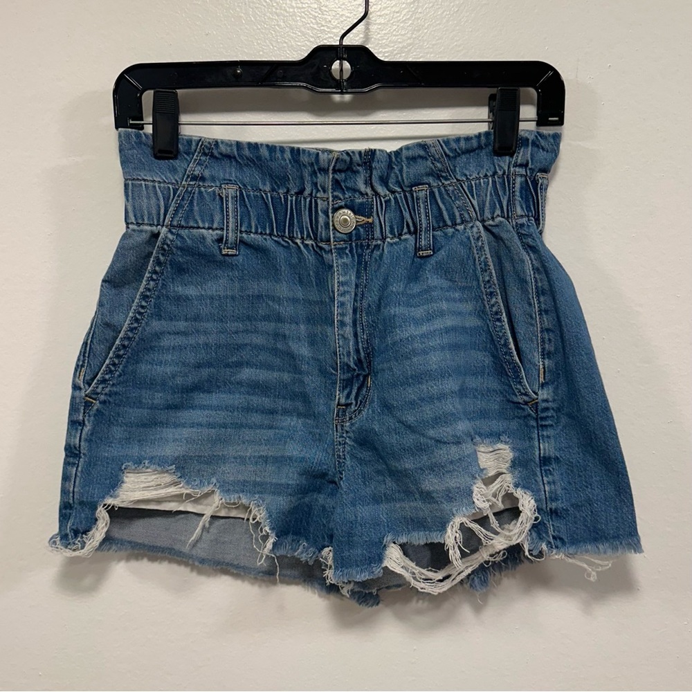 American Eagle Outfitters Blue Distressed Jean Shorts Size 2